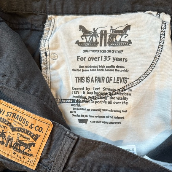 Levi’s 505 Jeans - Picture 4 of 4